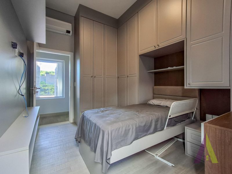 Casa térrea com moveis planejados no Alphaville Nova Esplanada 3!