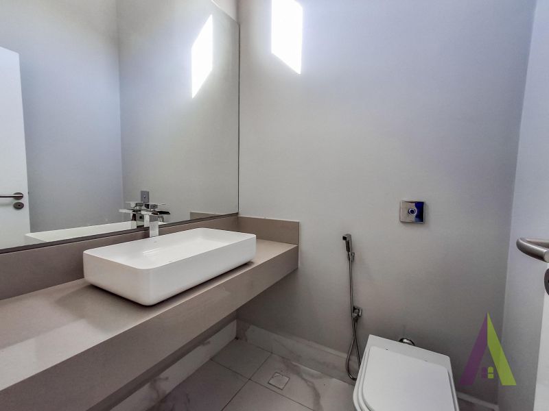 Casa térrea com moveis planejados no Alphaville Nova Esplanada 3!