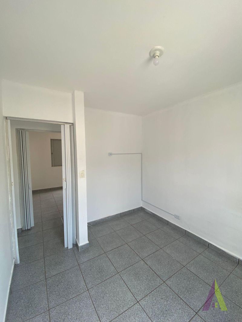 Apartamento Reformado em Bairro Tradicional de São Roque!!