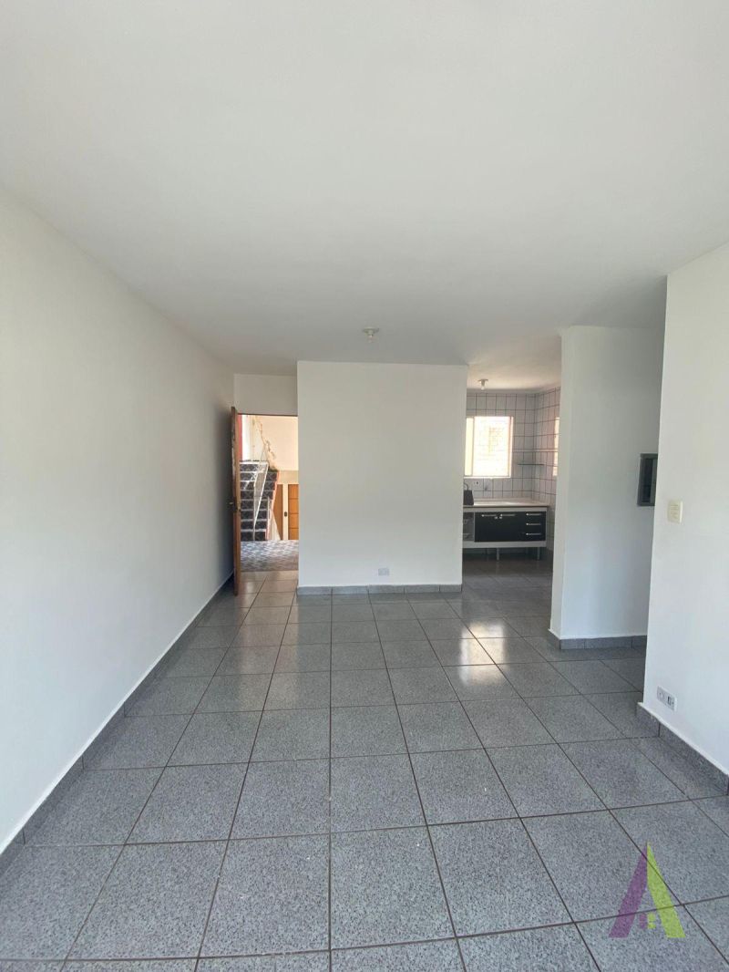 Apartamento Reformado em Bairro Tradicional de São Roque!!