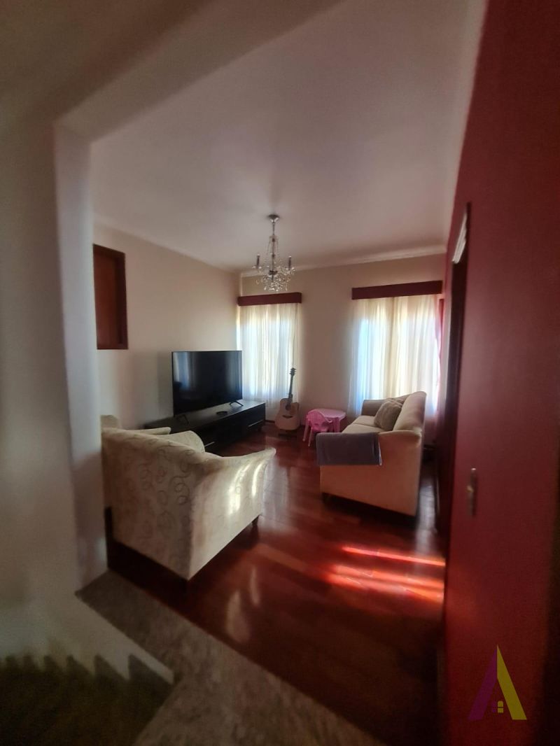 Sobrado de Alto Padrão em Bairro Tradicional de São Roque!