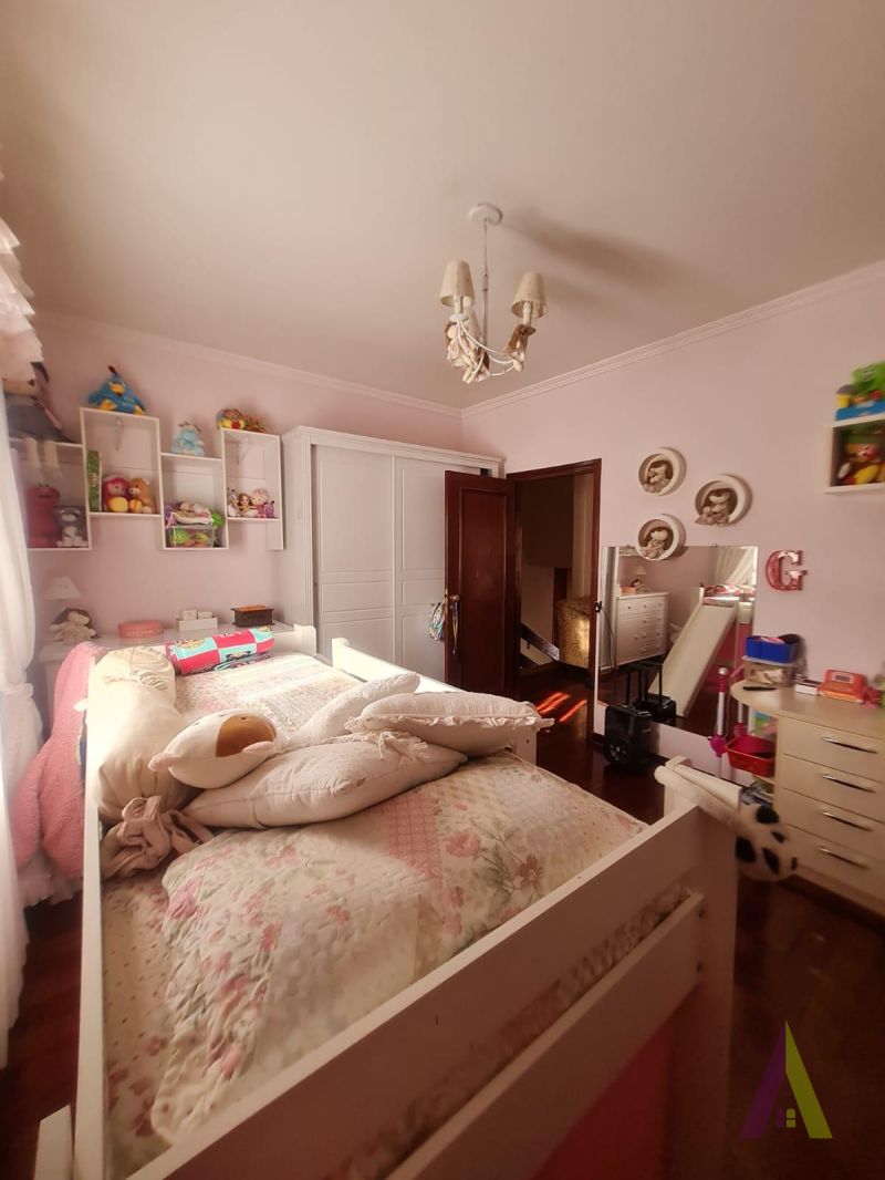 Sobrado de Alto Padrão em Bairro Tradicional de São Roque!