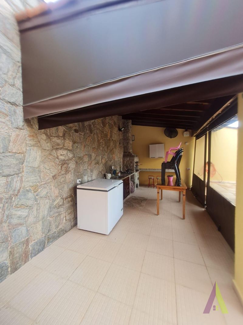 Sobrado de Alto Padrão em Bairro Tradicional de São Roque!