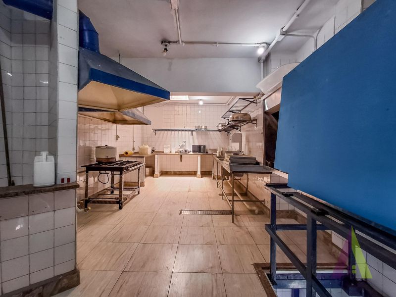 Loja na praça de alimentação do Shopping São Roque!