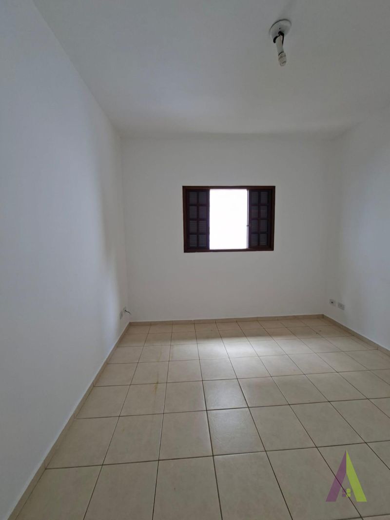 Sobrado em Bairro Tradicional de São Roque!