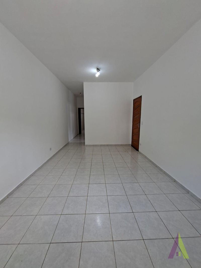 Sobrado em Bairro Tradicional de São Roque!