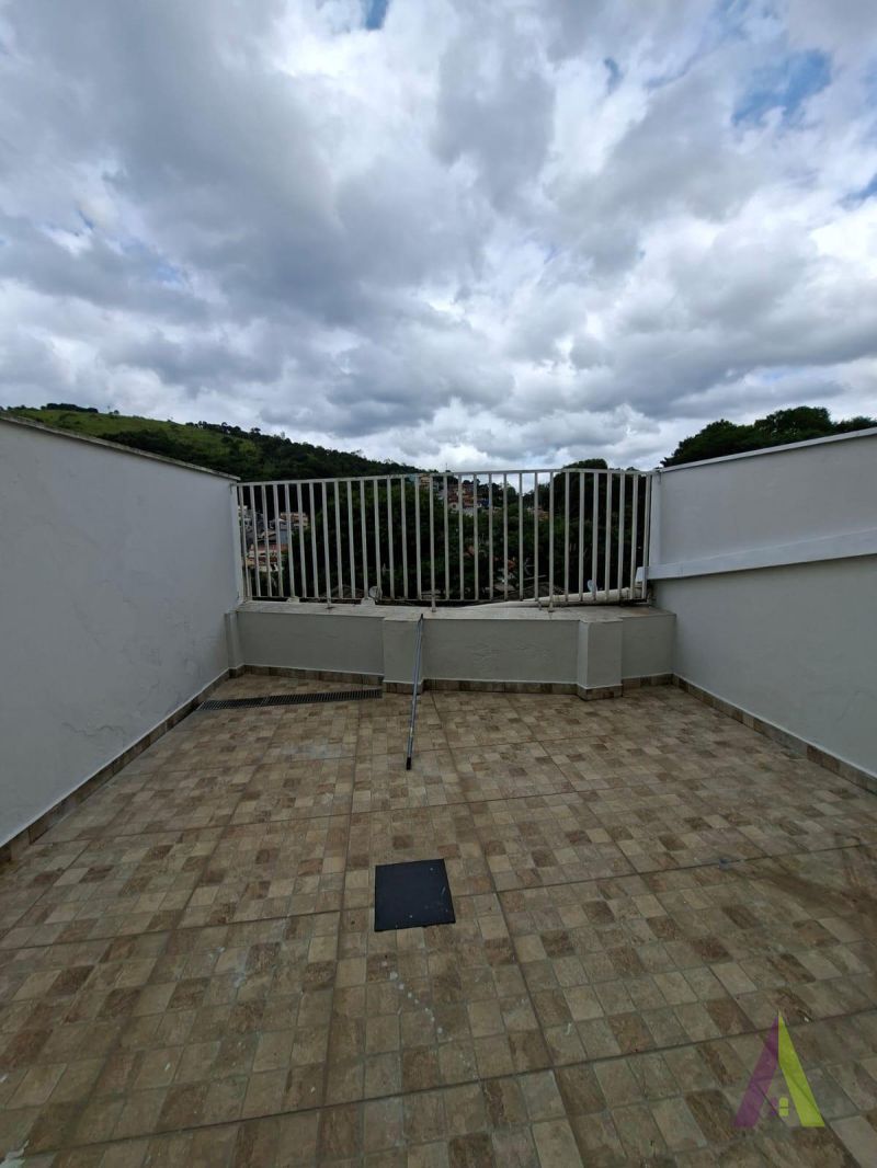 Sobrado em Bairro Tradicional de São Roque!