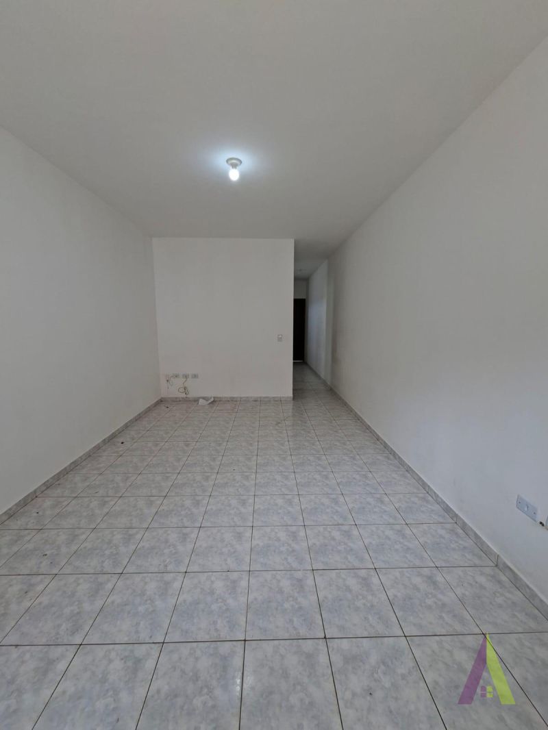 Sobrado em Bairro Tradicional de São Roque!