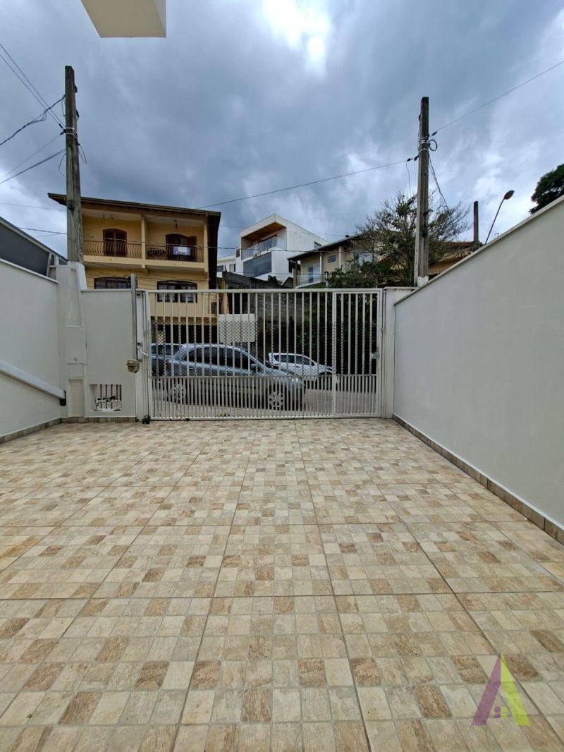 Sobrado em Bairro Tradicional de São Roque!