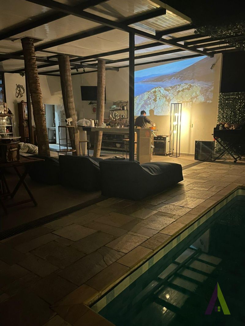  Casa em Condomínio Fechado de Alto Padrão em São Roque!