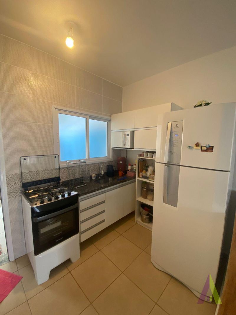 Casa Térrea em Condomínio Fechado! 