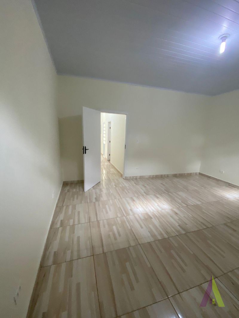 Ponto Comercial no Centro de São Roque! 