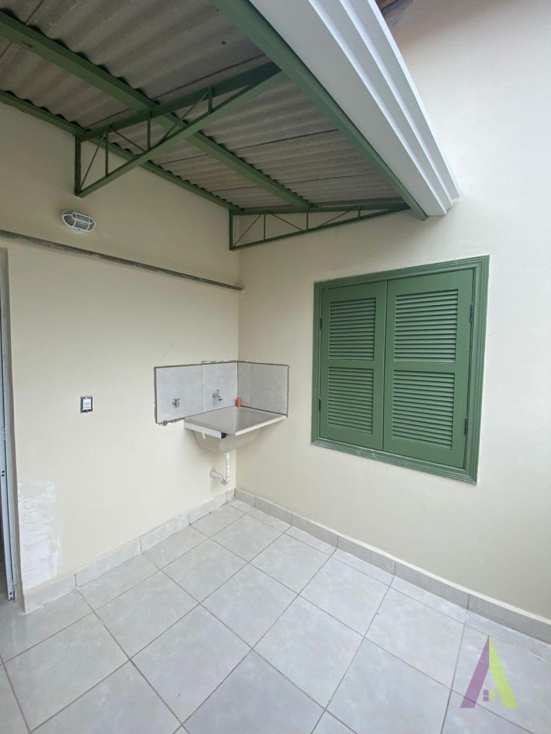 Ponto Comercial no Centro de São Roque! 