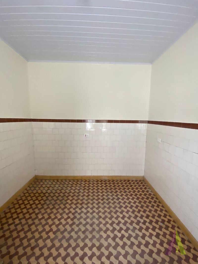 Ponto Comercial no Centro de São Roque! 