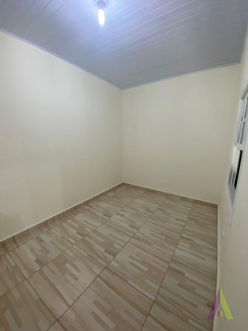 Ponto Comercial no Centro de São Roque! 