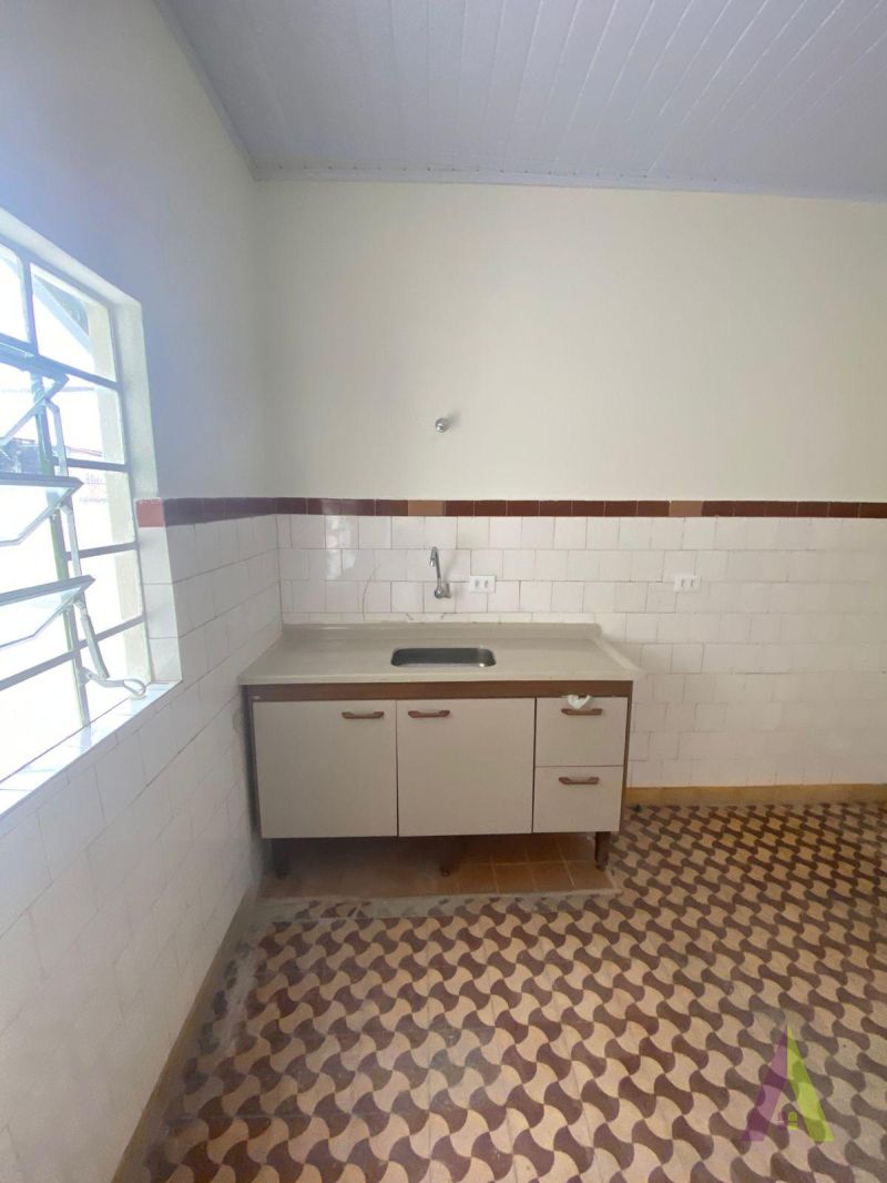 Ponto Comercial no Centro de São Roque! 