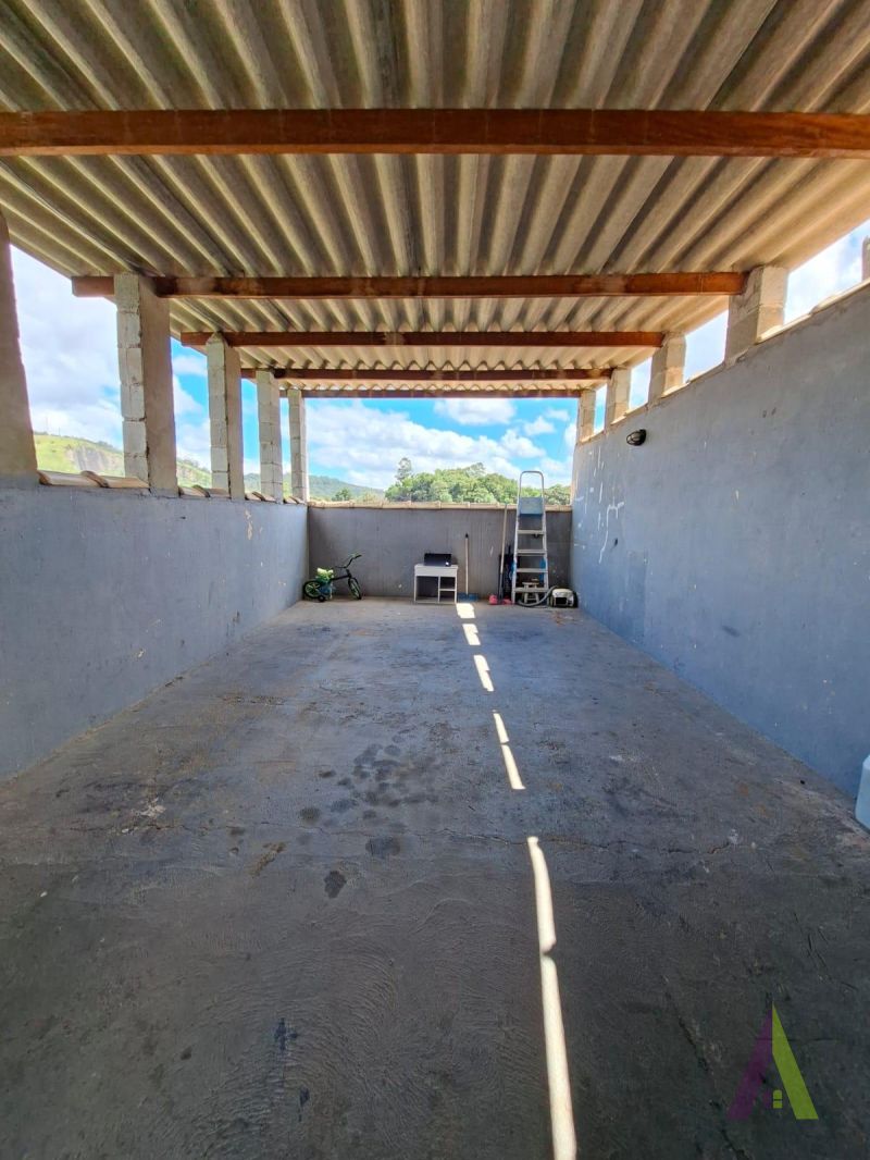 Casa Térrea em Bairro Tradicional de São Roque!
