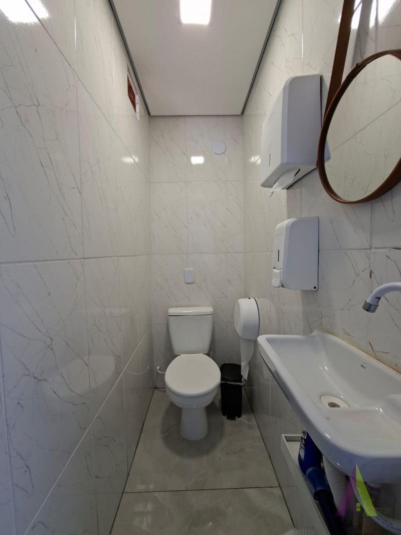 Casa Térrea em Bairro Tradicional de São Roque!