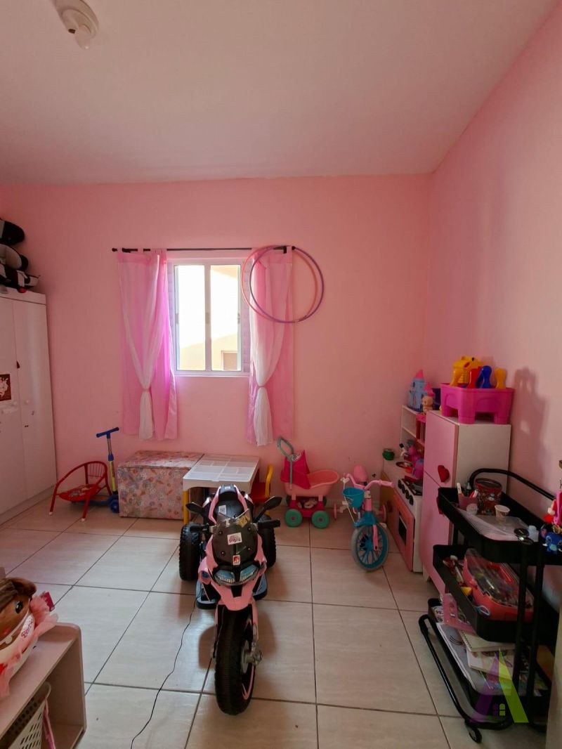 Casa Térrea em Bairro Tradicional de São Roque!