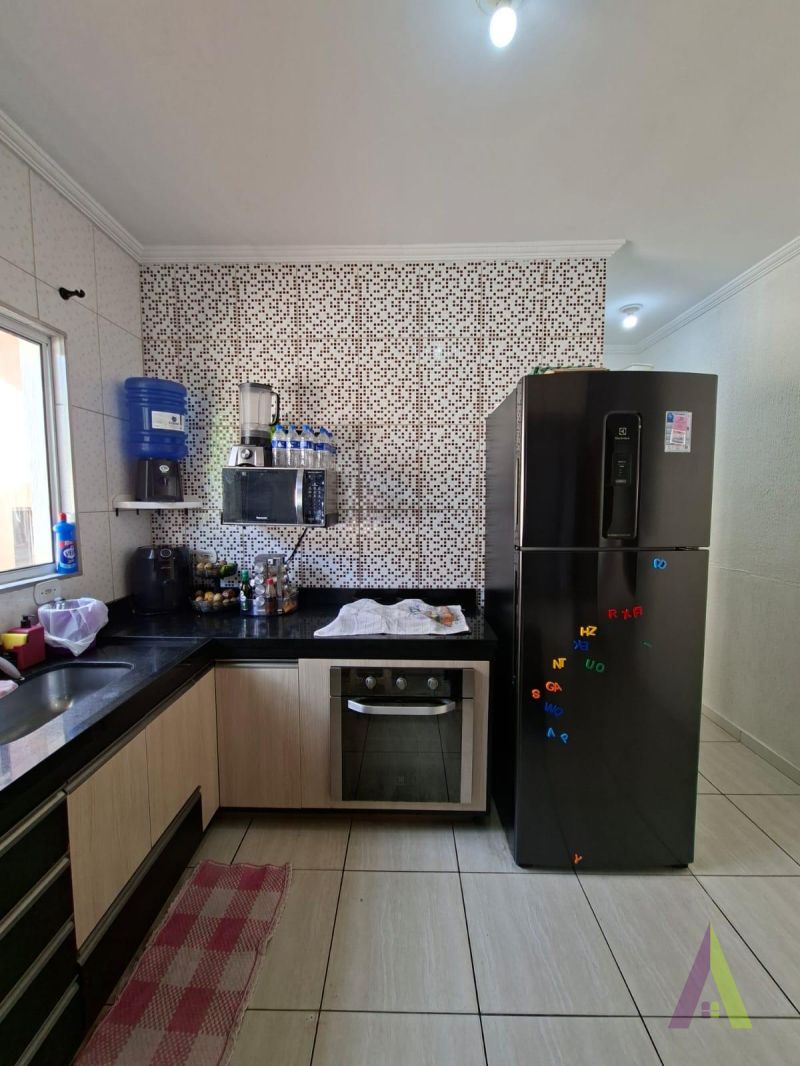 Casa Térrea em Bairro Tradicional de São Roque!