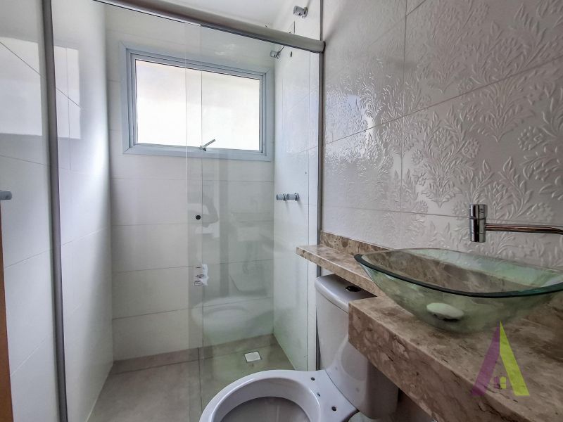 Apartamento com Varanda em Bairro Tradicional de São Roque!