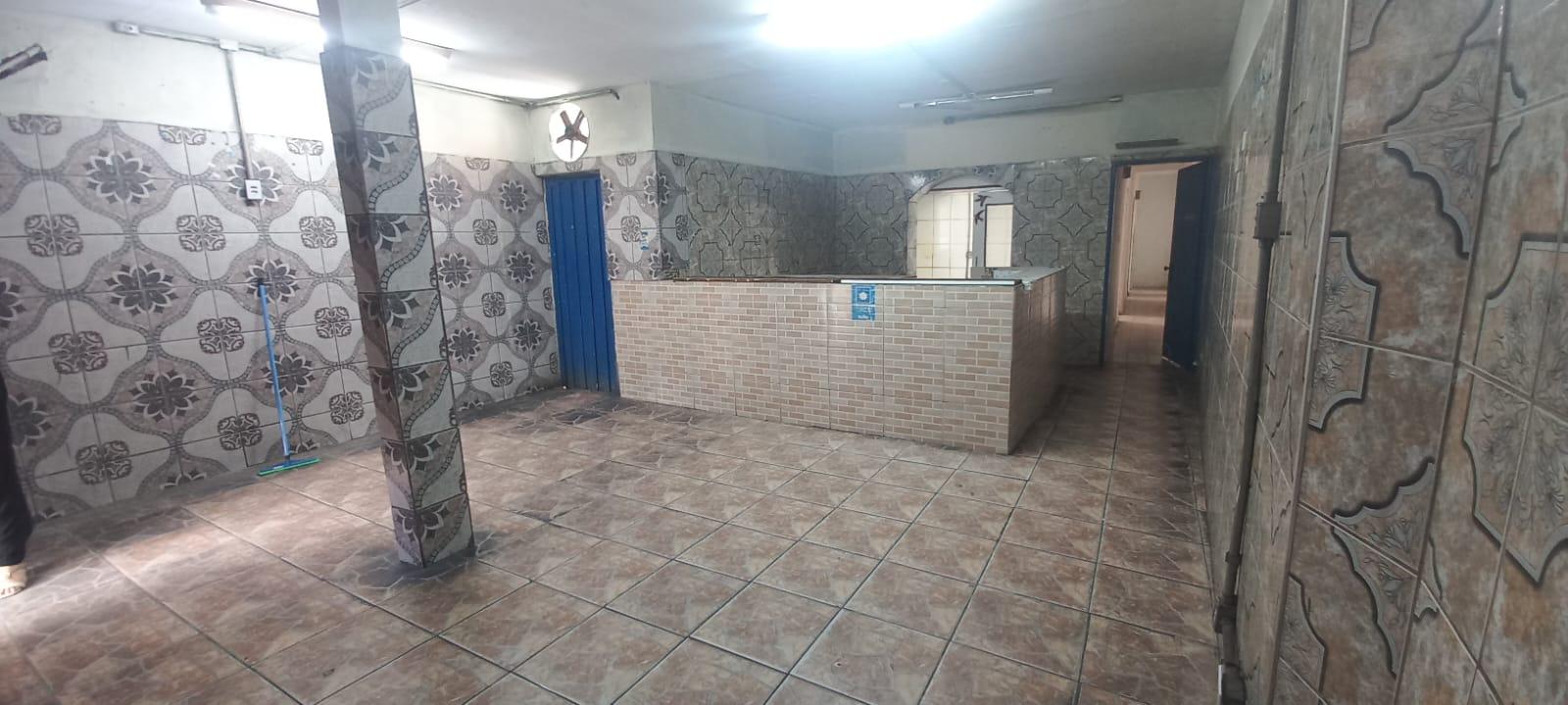 Casa Térrea no Centro de São Roque!