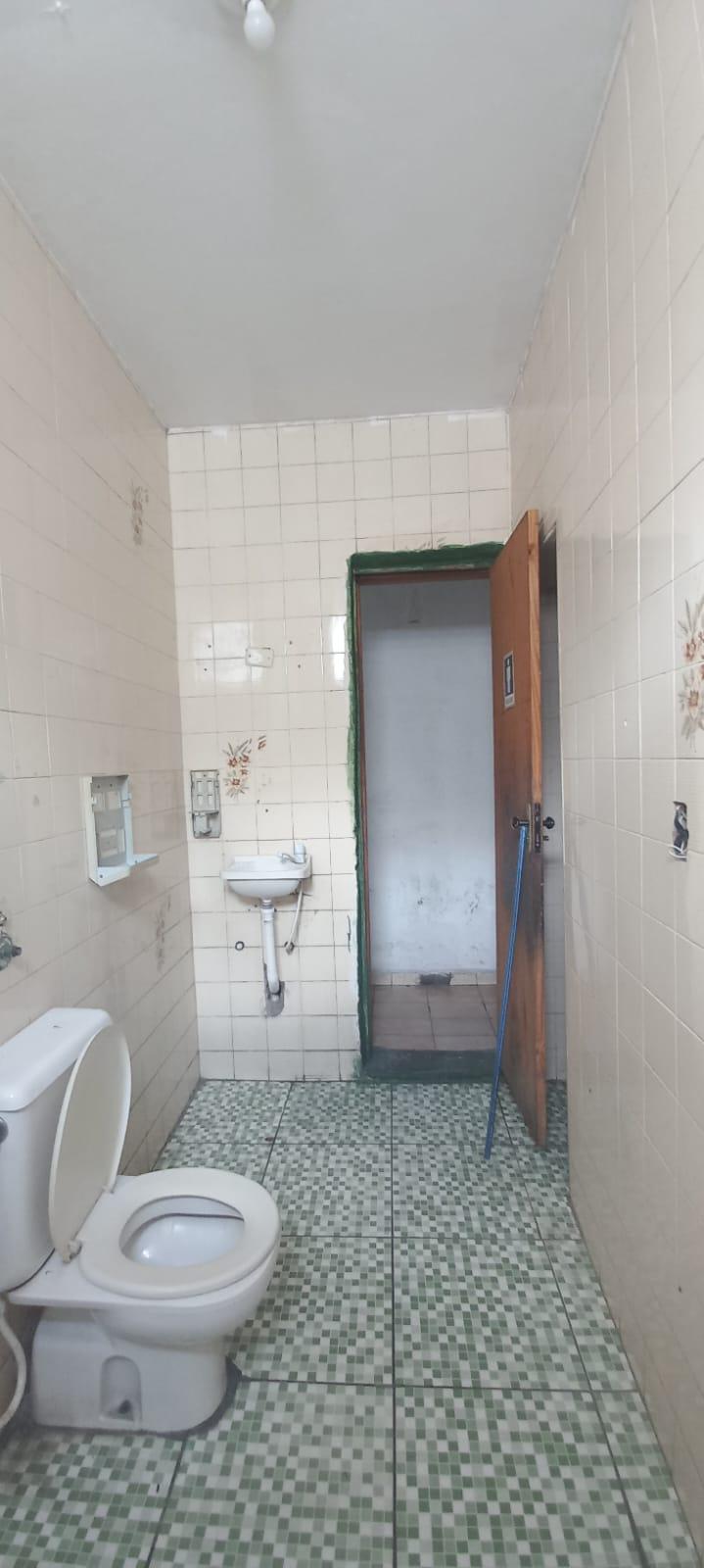 Casa Térrea no Centro de São Roque!