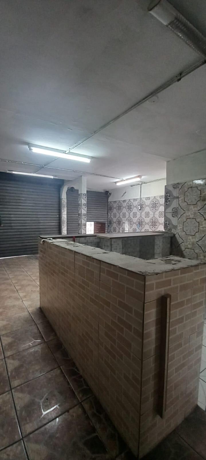 Casa Térrea no Centro de São Roque!