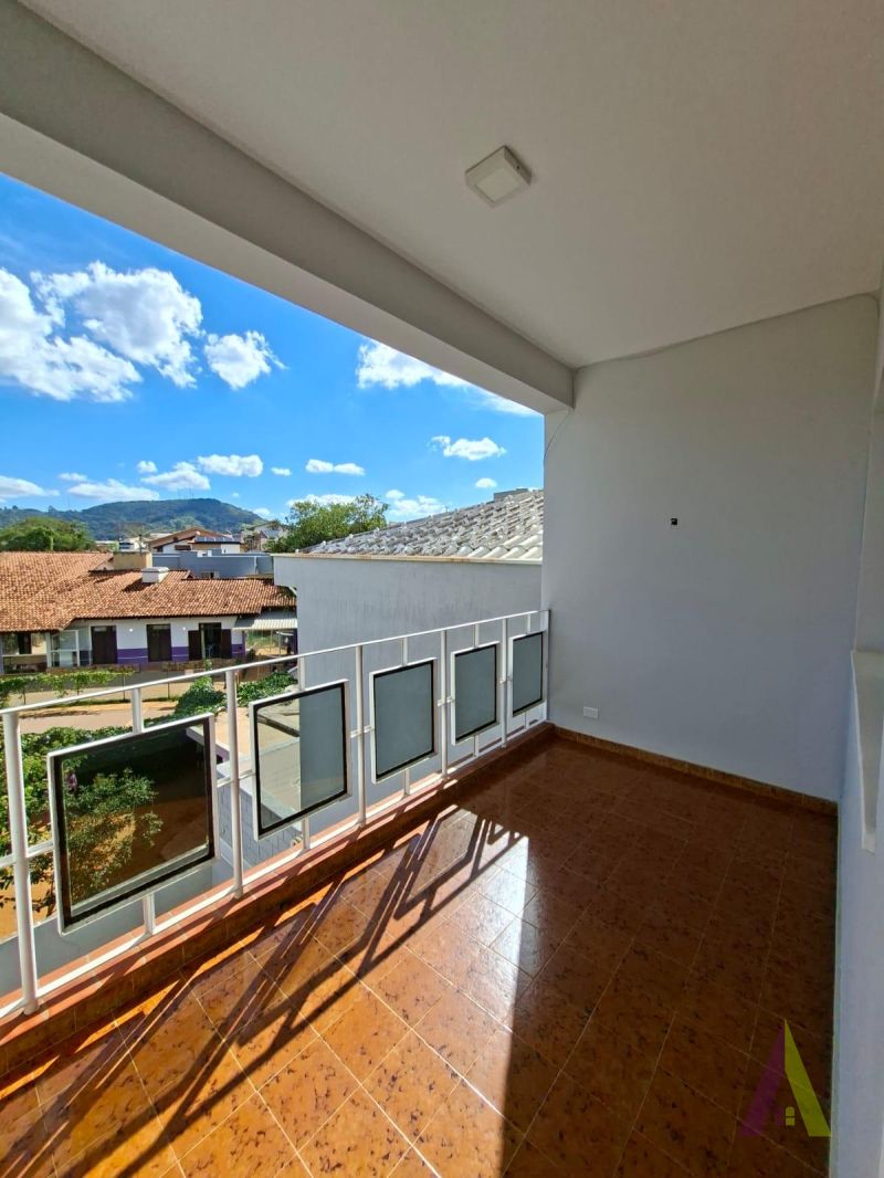 Salas Disponíveis Próximo ao Centro de São Roque!