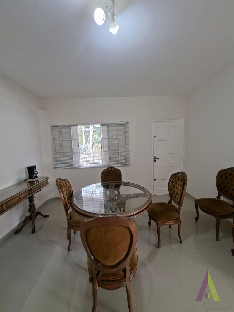 Sala Comercial para Locação Próxima ao Centro de São Roque!