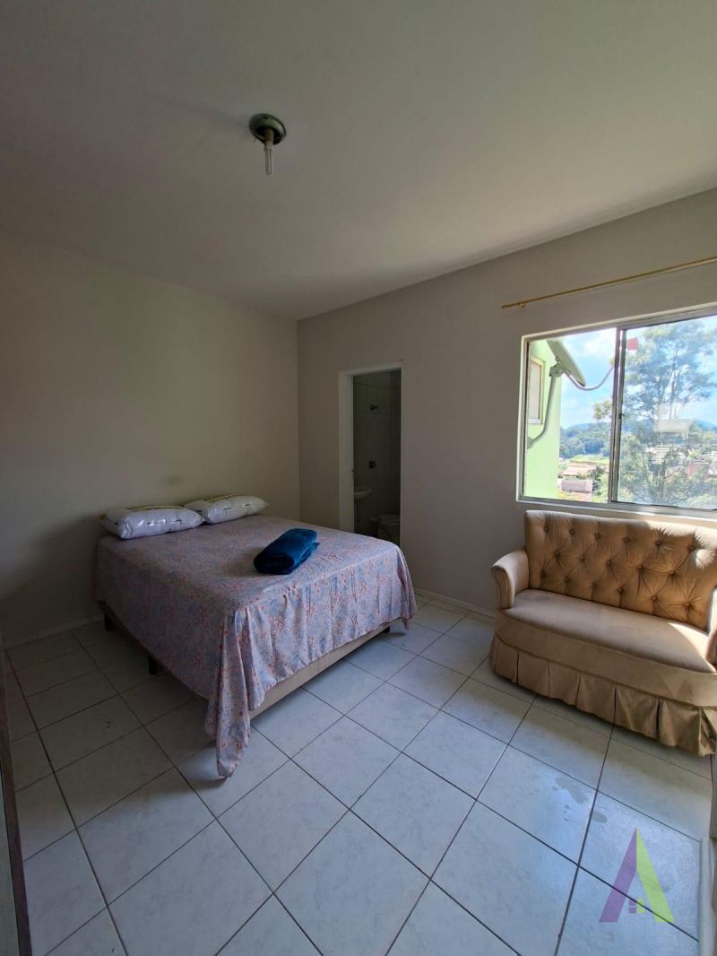 Oportunidade de Investimento Kitnet Próxima ao Centro de São Roque!