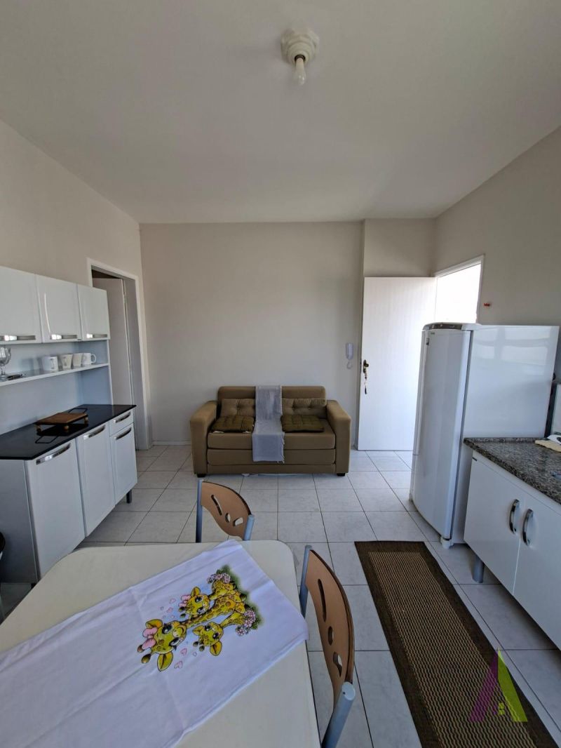 Oportunidade de Investimento Kitnet Próxima ao Centro de São Roque!