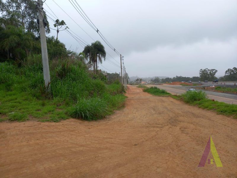 Terreno de 1247m² com 30 metros de frente para a rodovia Bunjiro Nakao!