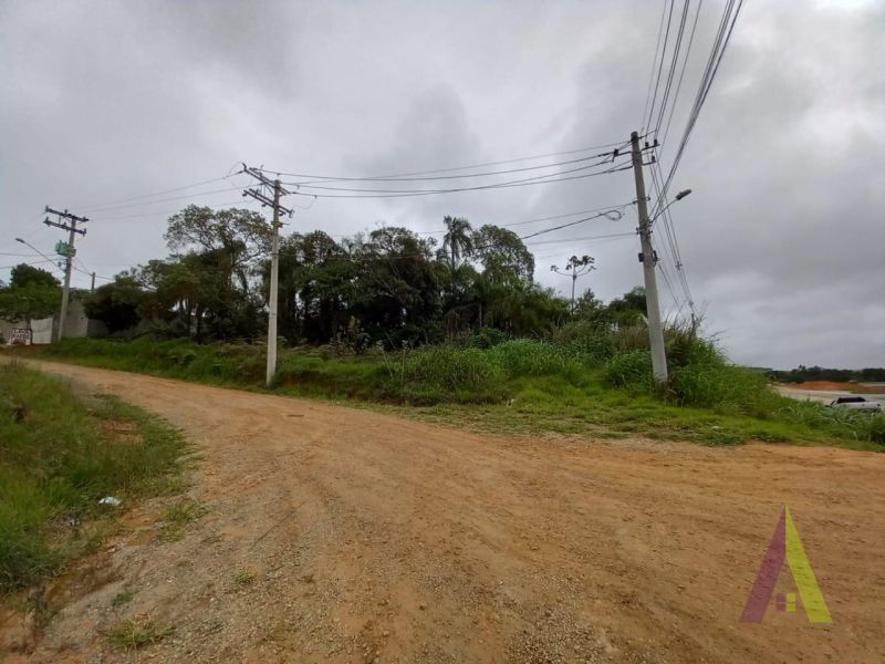 Terreno de 1247m² com 30 metros de frente para a rodovia Bunjiro Nakao!