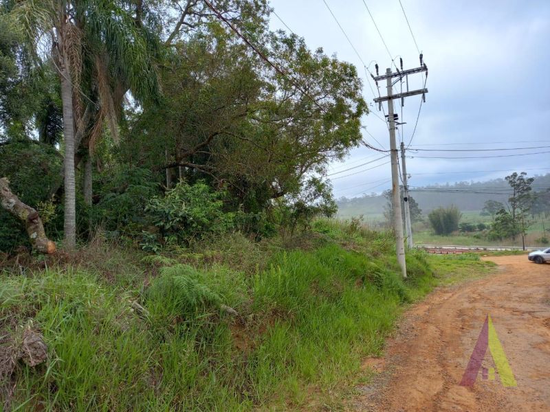 Terreno de 1247m² com 30 metros de frente para a rodovia Bunjiro Nakao!