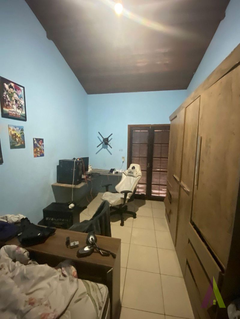 Sobrado Próximo ao Centro de São Roque! 