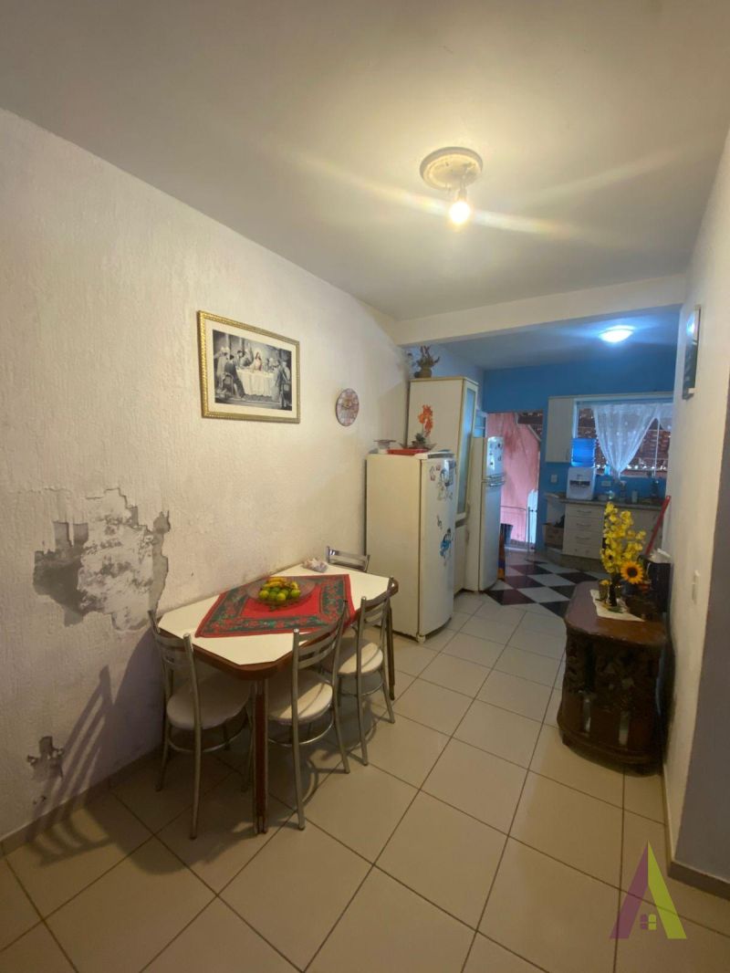 Sobrado Próximo ao Centro de São Roque! 