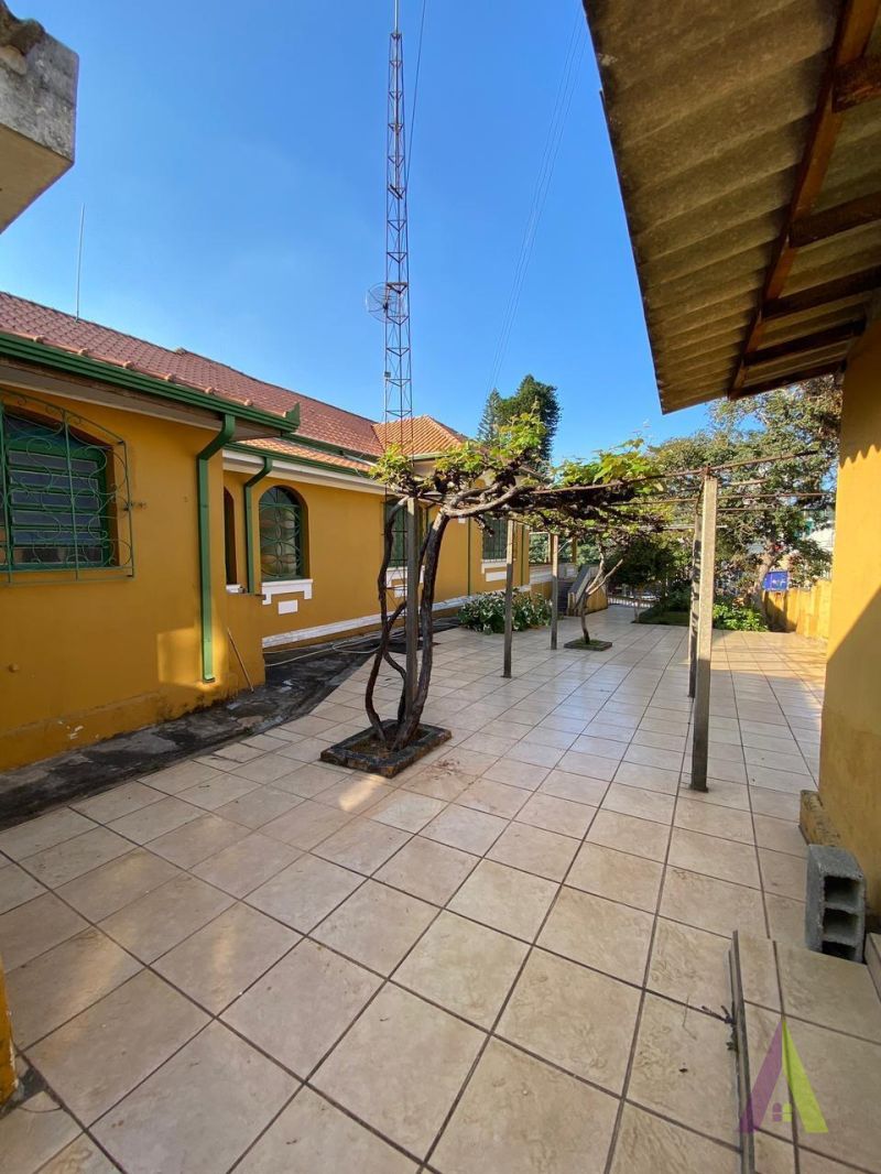 Casa Comercial Térrea No Centro de São Roque