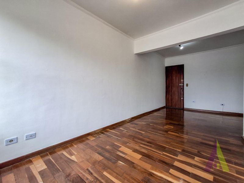 Apartamento Amplo no Centro da Cidade de São Roque!