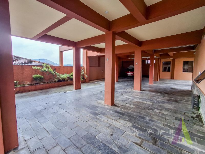 Apartamento Amplo no Centro da Cidade de São Roque!