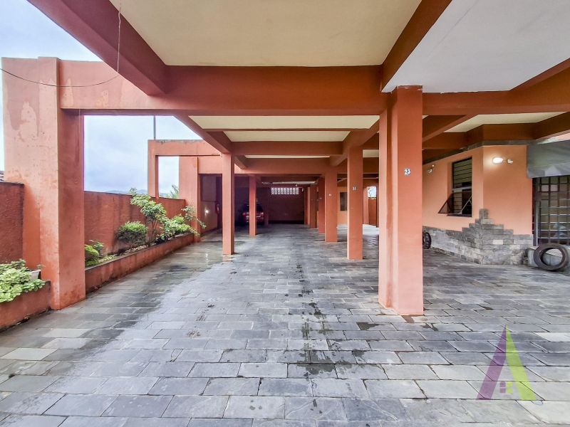 Apartamento Amplo no Centro da Cidade de São Roque!