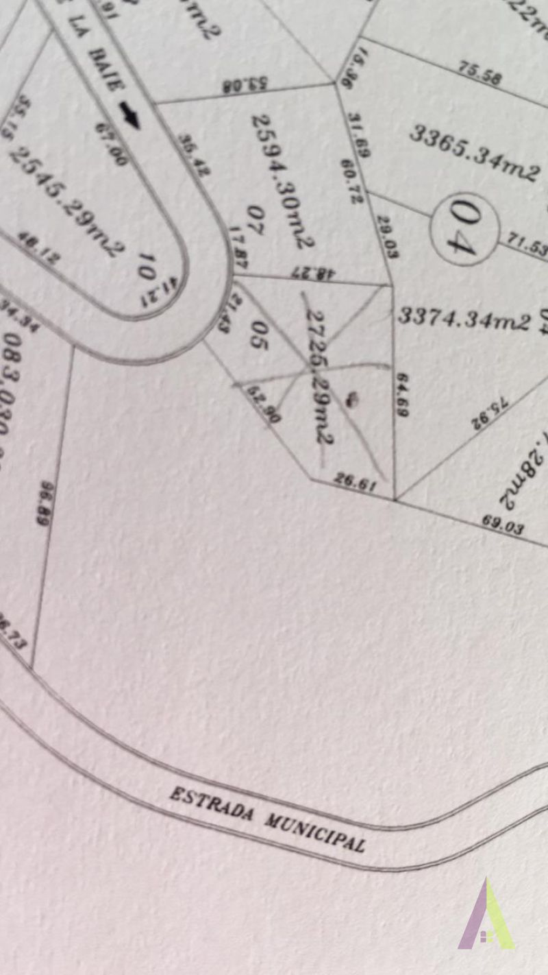 Terreno em Condomínio Fechado em São Roque!