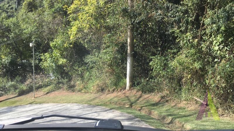 Terreno em Condomínio Fechado em São Roque!