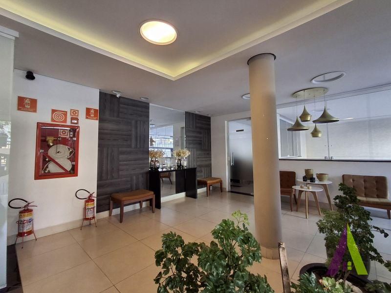 Apartamento com Elevador no Centro de São Roque!