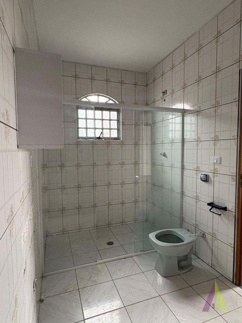 Sobrado com Salão Comercial em Mairinque!