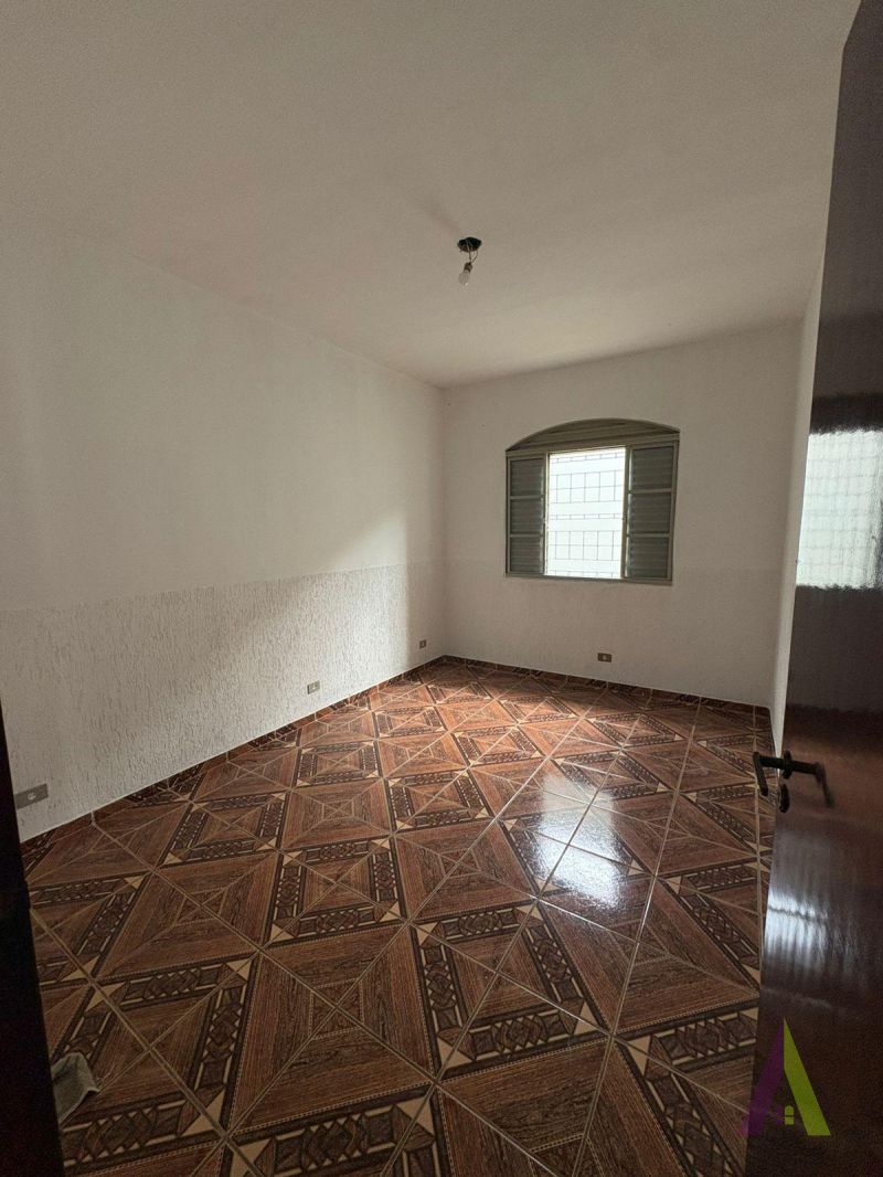 Sobrado com Salão Comercial em Mairinque!