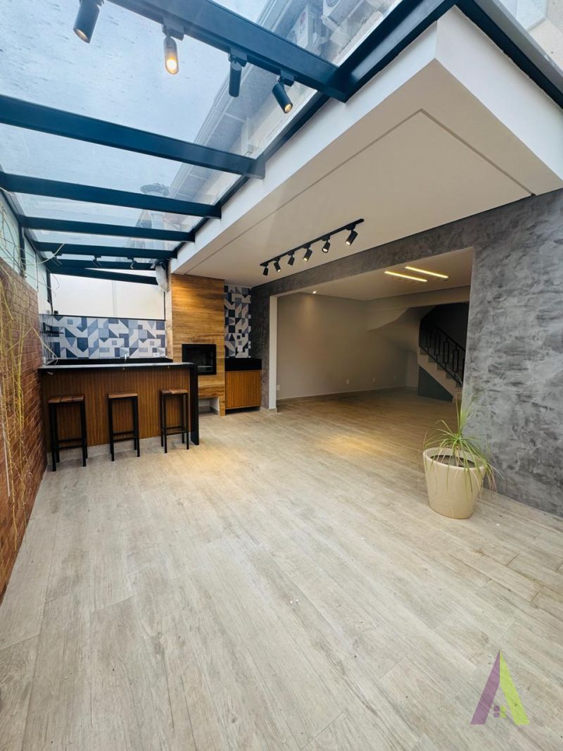 Sobrado em Condomínio Resort de São Roque!