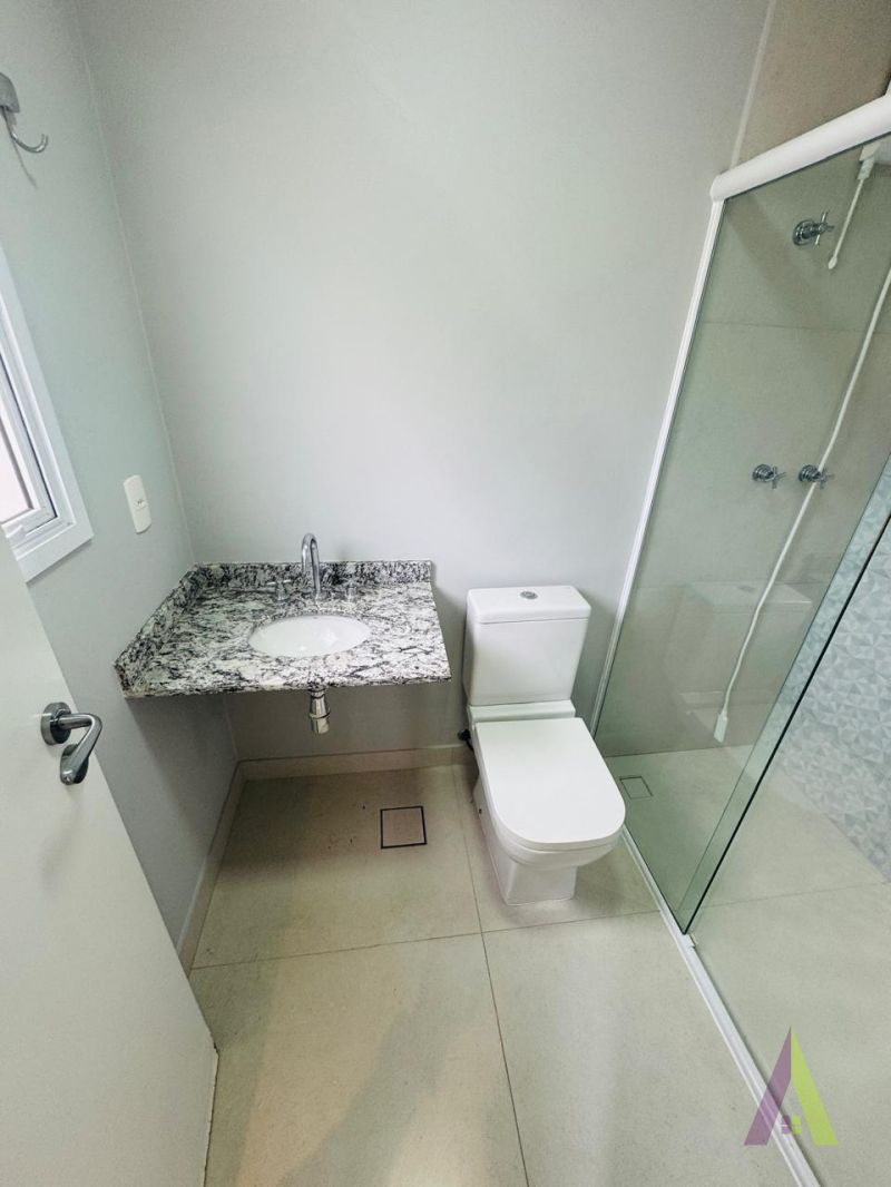 Sobrado em Condomínio Resort de São Roque!