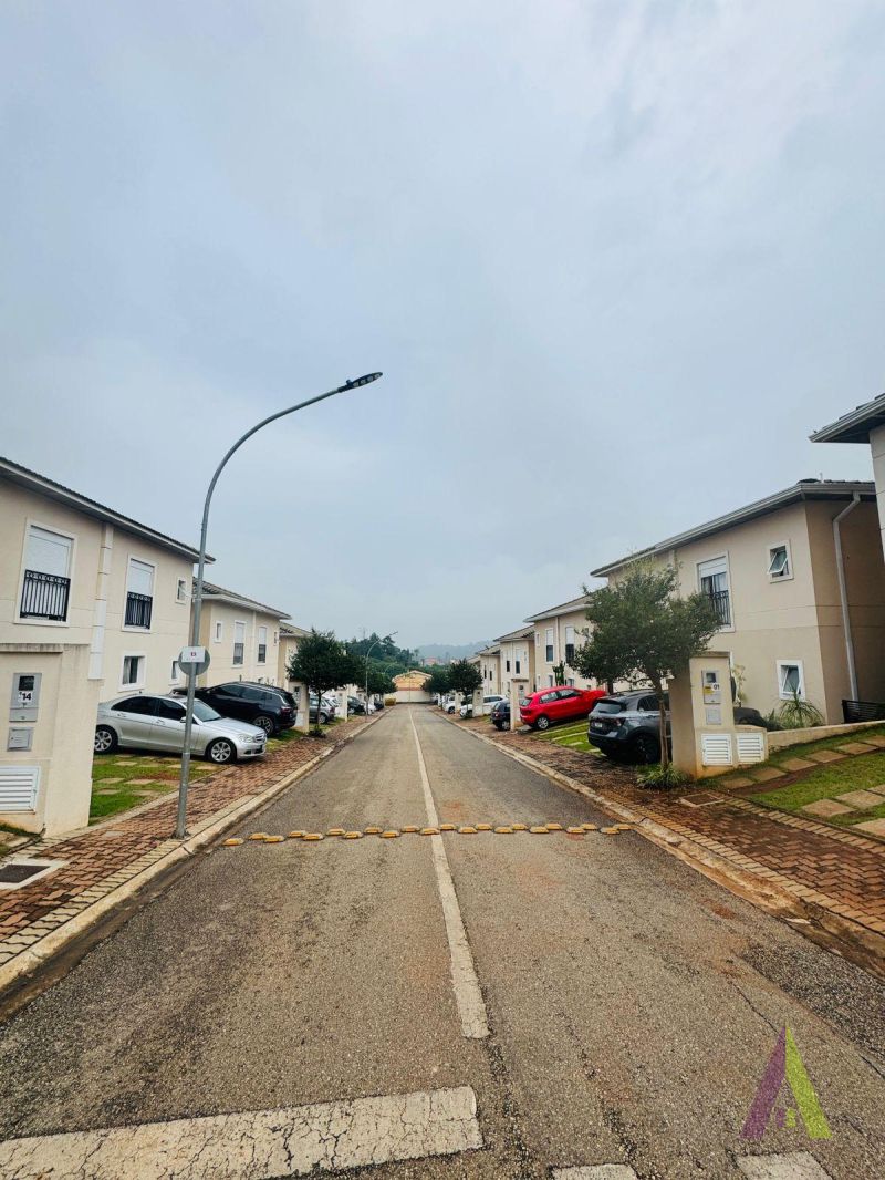 Sobrado em Condomínio Resort de São Roque!