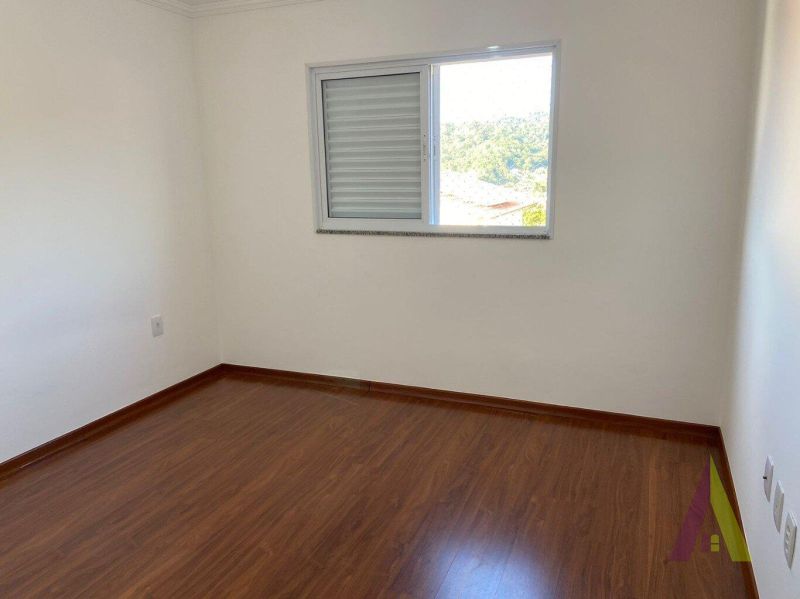 Apartamento em Bairro Tradicional de São Roque!